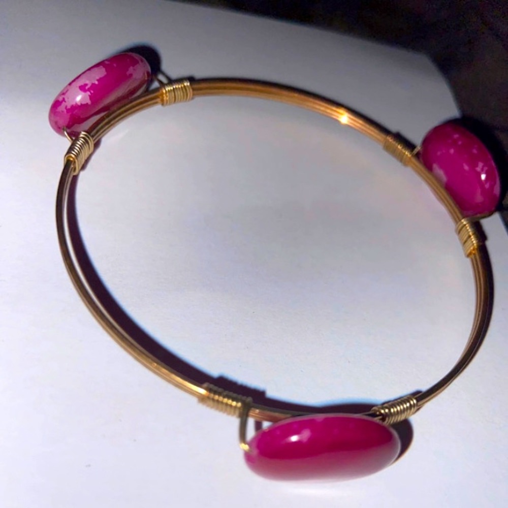 Pink wire bangle